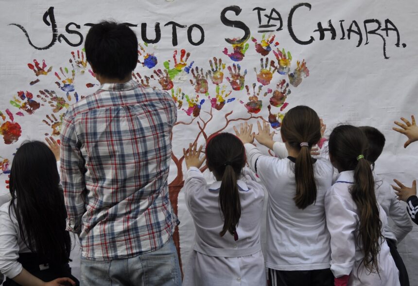 Immigrazione: Lezione di “ponti” ai bambini